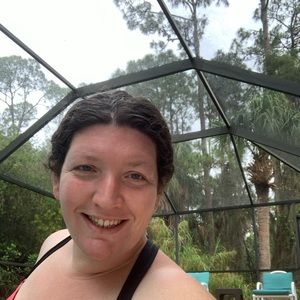 Meet your Posher, Cristina